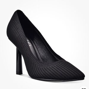 Wild Pair Black Ribbed Knit Daliaa Almond Toe Stiletto Heel Slip On NEW size 10